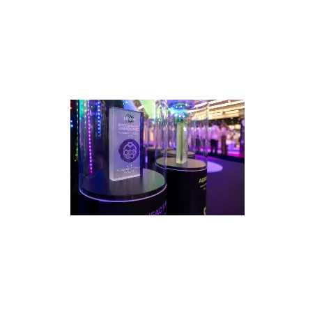 Ronde plexiglas beschermkappen voor productpresentatie
