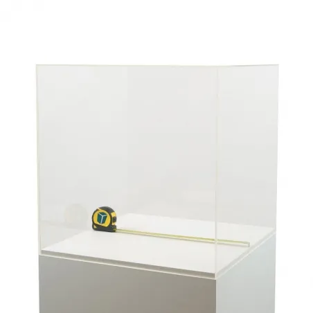 Plexiglas vitrinekap | plexiglas stolp | maquettekap op maat