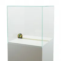 Glazen vitrinekap | glazen stolp voor op sokkel | museumvitrine