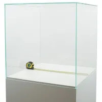 Glazen vitrinekap | glazen stolp voor op sokkel | museumvitrine