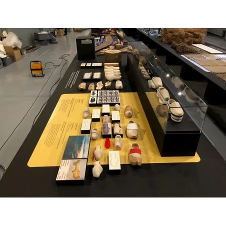 Glazen vitrinekap | glazen stolp voor op sokkel | museumvitrine