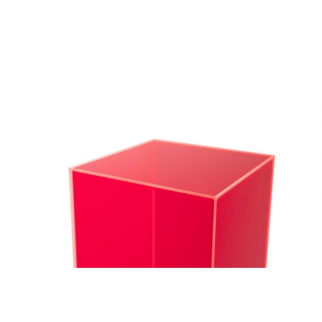 Plexiglas sokkels | zuilen  van plexiglas | ook op maat in kleur
