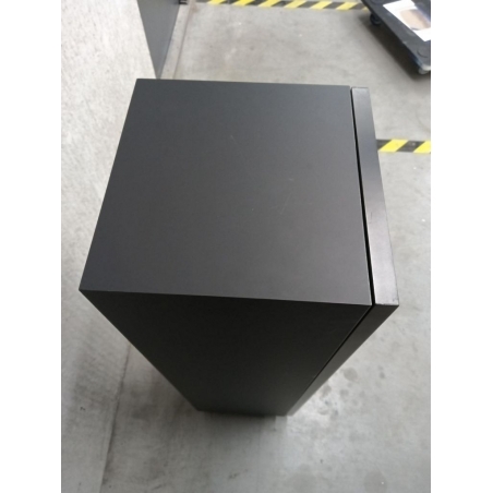 Kastsokkel zwart mat, 25 x 25 x 90 cm (LxBxH) - SALE Kastsokkel zwart mat, 25 x 25 x 90 cm (LxBxH) - SALE
