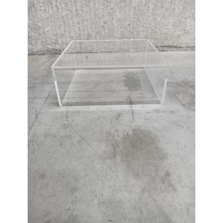 plexiglas vitrine, 25 x 10 x 25 cm (LxBxH) - SALE