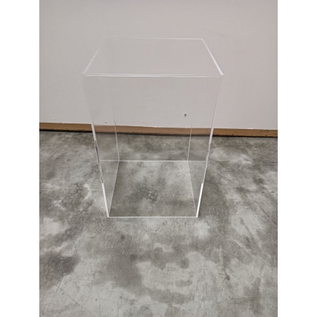 plexiglas vitrine, 25 x 25 x 40 cm (LxBxH) - SALE plexiglas vitrine, 25 x 25 x 40 cm (LxBxH) - SALE