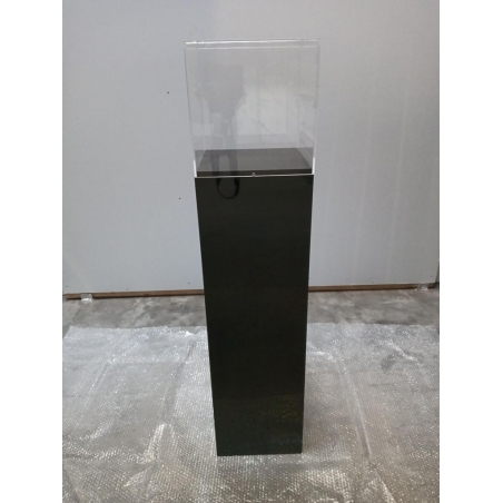 Solits sokkel zwart hoogglans, 30 x 30 x 100 cm (LxBxH) met plexiglas vitrinekap, 30 x 30 x 30 cm (lxbxh) - SALE