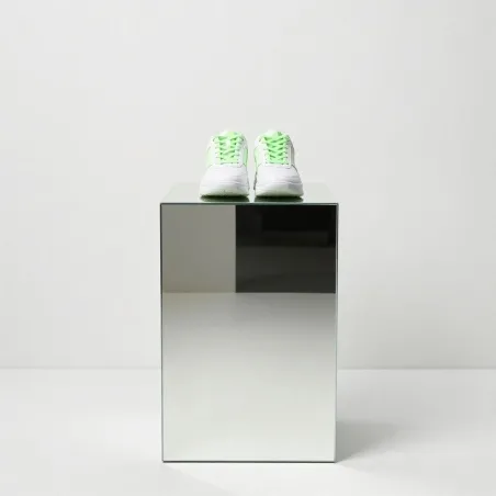 spiegel sokkel (plexiglas), 30 x 30 x 100 cm (lxbxh)