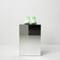 spiegel sokkel (plexiglas), 30 x 30 x 100 cm (lxbxh)