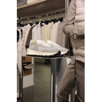 spiegel sokkel (plexiglas), 40 x 40 x 100 cm (lxbxh)