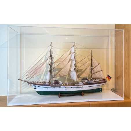 Plexiglas vitrinekap | plexiglas stolp | maquettekap op maat