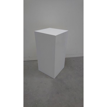 Solits sokkel wit parelmoer hoogglans 30 x 30 x 60 cm (LXBxH) met LED aansluiting - SALE Solits sokkel wit parelmoer hoogglans 30 x 30 x 60 cm (LXBxH) met LED aansluiting - SALE