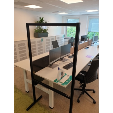 Staande verplaatsbare plexiglazen wand Staande verplaatsbare plexiglazen wand